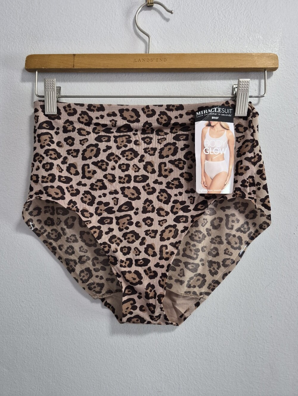 Miraclesuit Leopard Animal Print Mesh Body Glow Smoothing Brief NWT Large